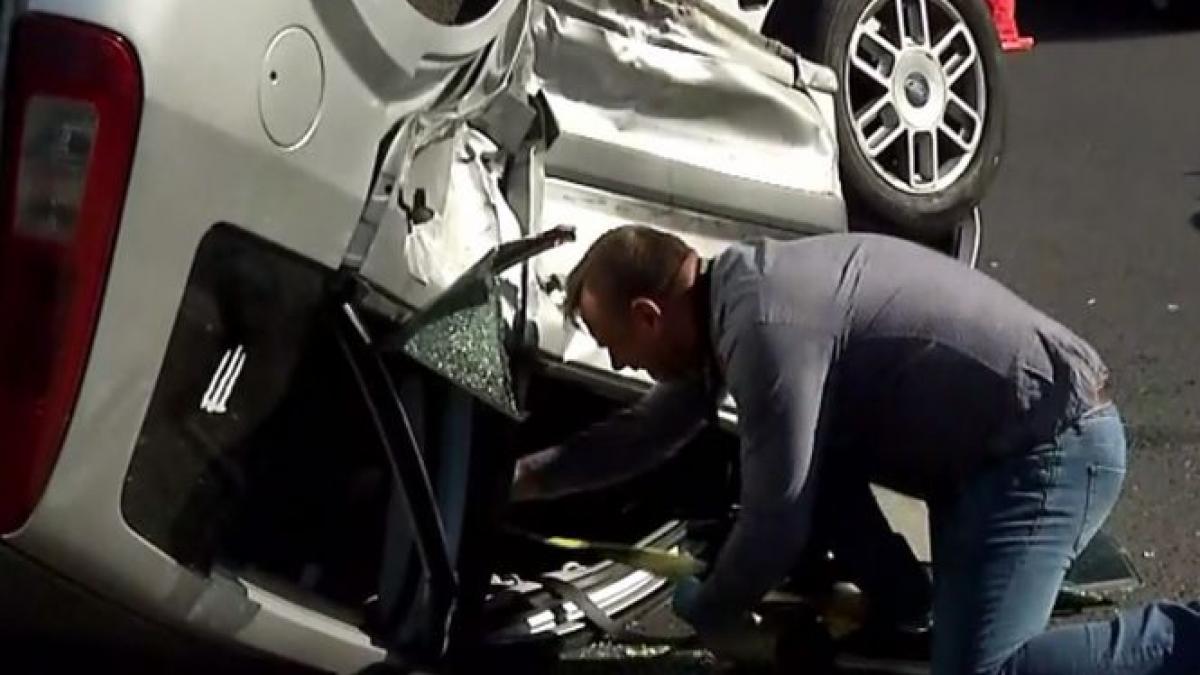 accident grav in prahova cinci autoturisme au fost implicate sunt mai multe victime