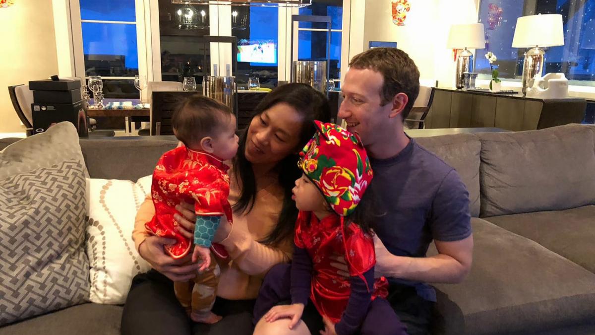 mark zuckerberg ceo facebook fiica mea crede ca muncesc la o librarie