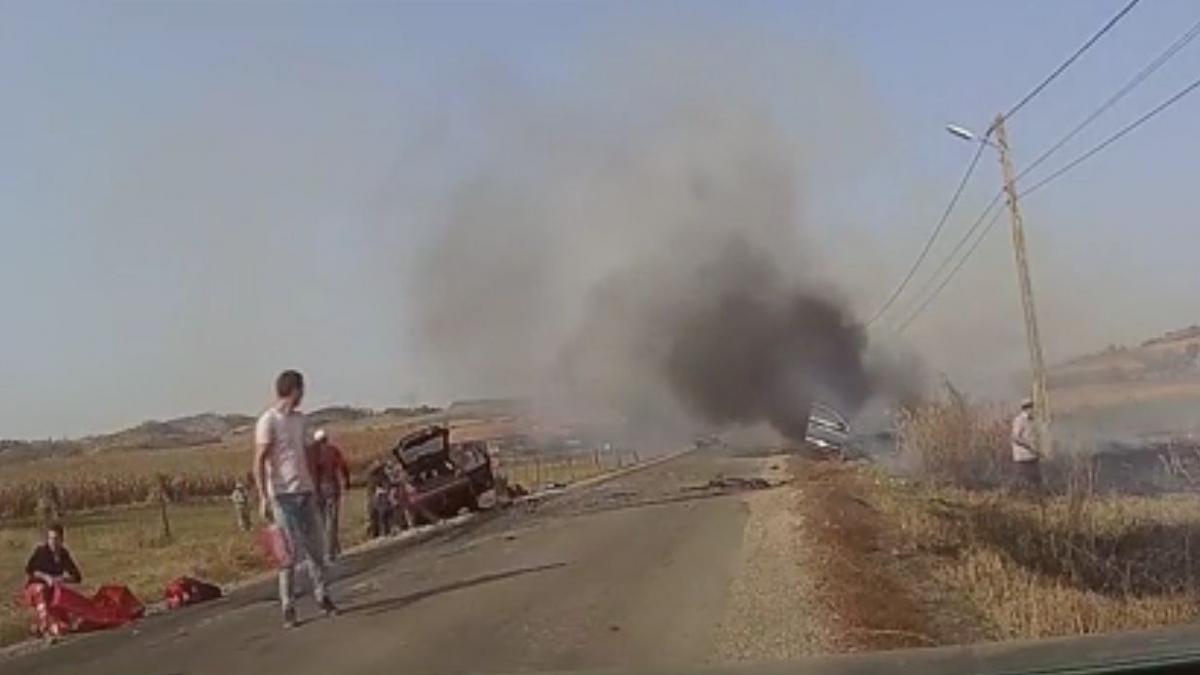 imagini cu rasturnarea de situatie in cazul accidentului tragic din judetul mures