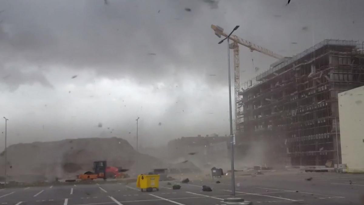 avertisment de ultima ora de la meteorologi cod portocaliu de vant pentru mai multe judete