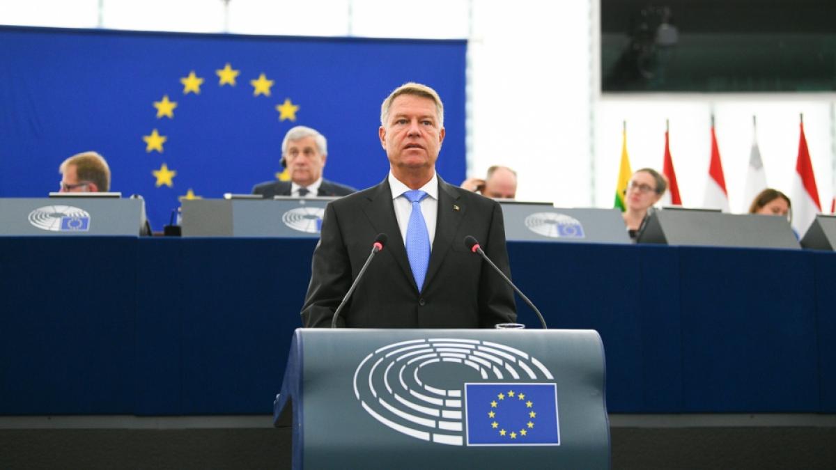 klaus iohannis va raspunde in scris intrebarilor primite in parlamentul european