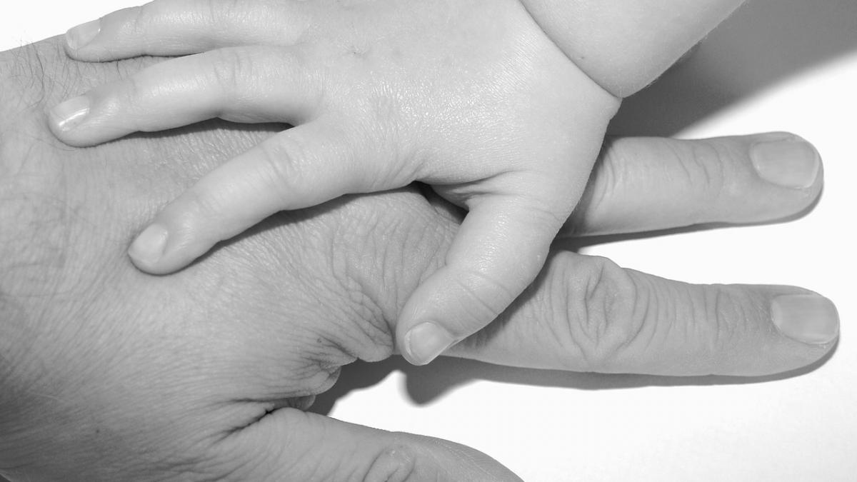 cum a reactionat o judecatoare dupa ce a urmarit inregistrarea in care un pedofil viola o fetita de