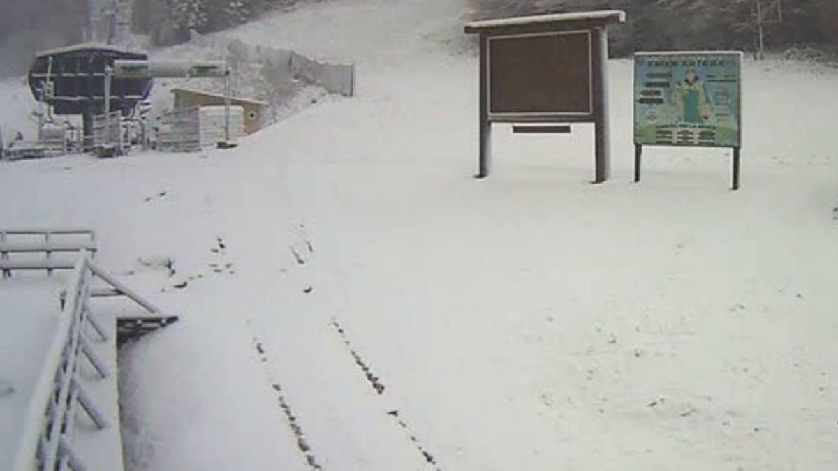 ninge abundent la munte zapada ca in povesti la predeal