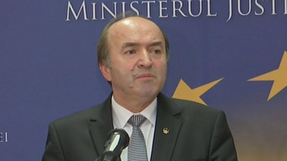 tudorel toader cere revocarea lui augustin lazar nu se mai poate sustine exercitarea functiei de