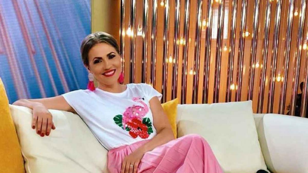 mirela vaida este insarcinata prezentatoarea tv devine mama pentru a treia oara