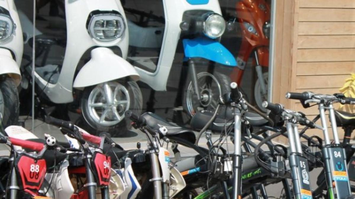 o tara europeana interzice trotinetele si scuterele electrice pe trotuare