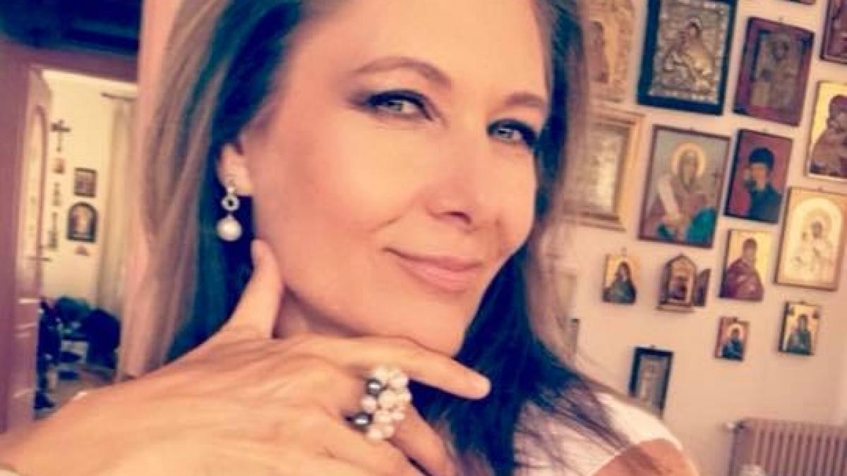 bautura care o intinereste pe romanita ivan ce metal miraculos foloseste vedeta