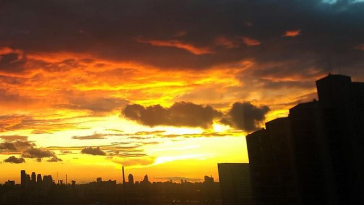 Ce s-a întâmplat aseară pe cer, înainte de marele cutremur de duminică dimineață! Voi ați văzut?