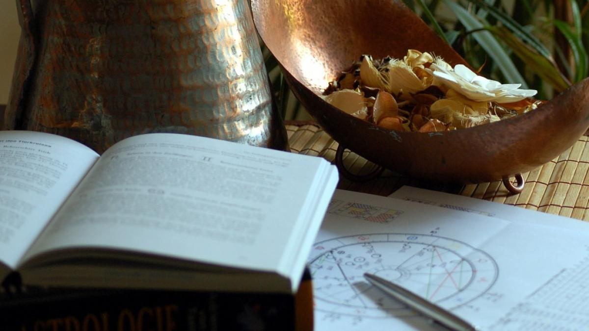 inelele mistice din palma ce reprezinta si ce spun despre tine