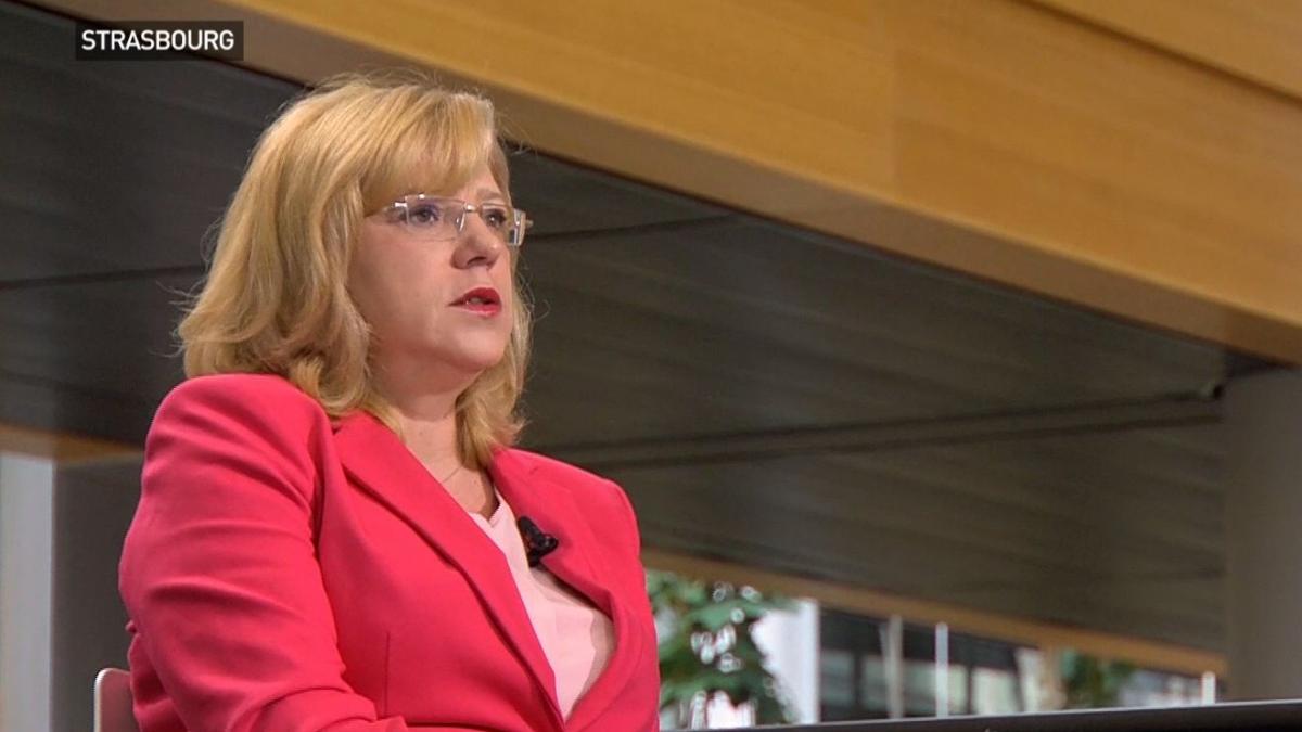 comisarul european corina cretu am inceput sa fiu atacata intr un mod socant sunt acuzata ca sunt