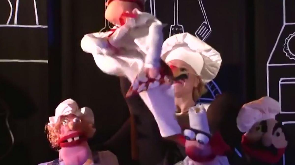 regal de teatru pentru adolescenti