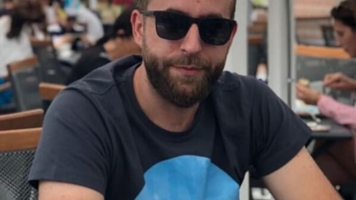 politist criminal ce declara sotia barbatului in urma cu sapte ani i se potriveste acum ca o manusa