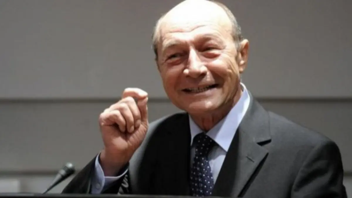 traian basescu face clarificari dupa ce numarul sau de telefon a aparut in valiza tel drum