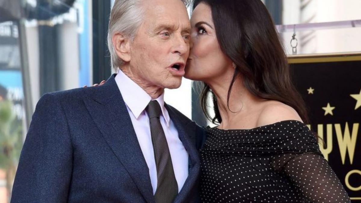 cele mai ciudate pretentii pe care vedetele le au trecut in contractele lor prenuptiale