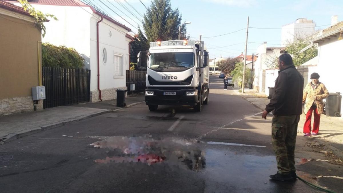 a murit calcat de masina de gunoi in constanta manevra soferului i a fost fatala