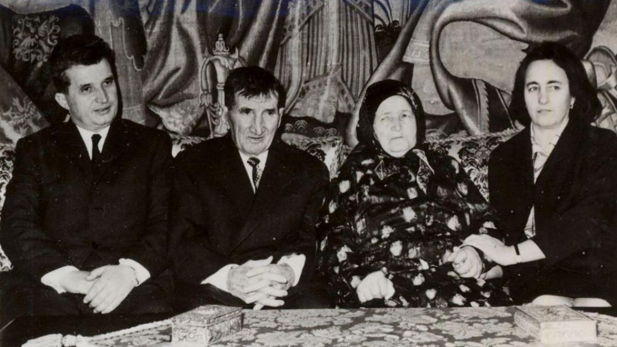 ce facea tatal lui ceausescu atunci cand venea la bucuresti ceauseasca a luat foc pana la urma si a