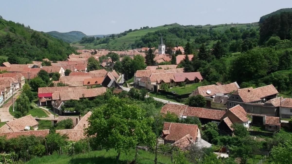 satul din romania unde zeci de straini si au cumparat case am o viata mult mai buna aici decat in