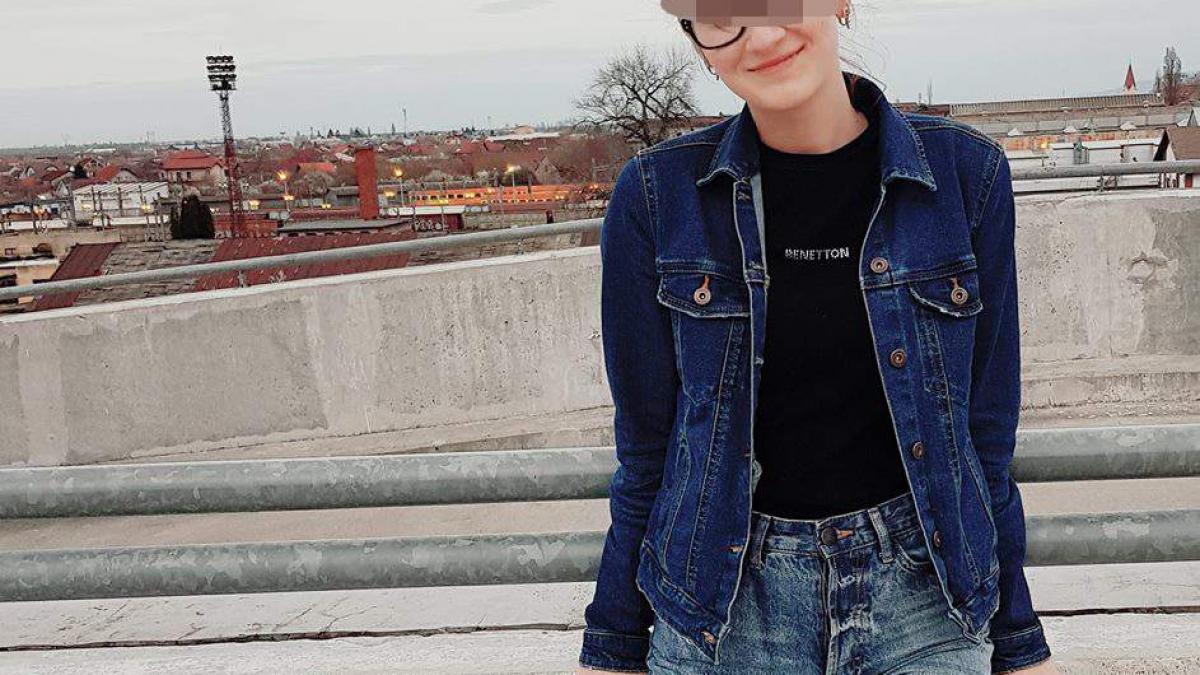 tragedie intr un sat din arad o adolescenta de 17 ani a murit dupa ce a fost lovita de doua masini