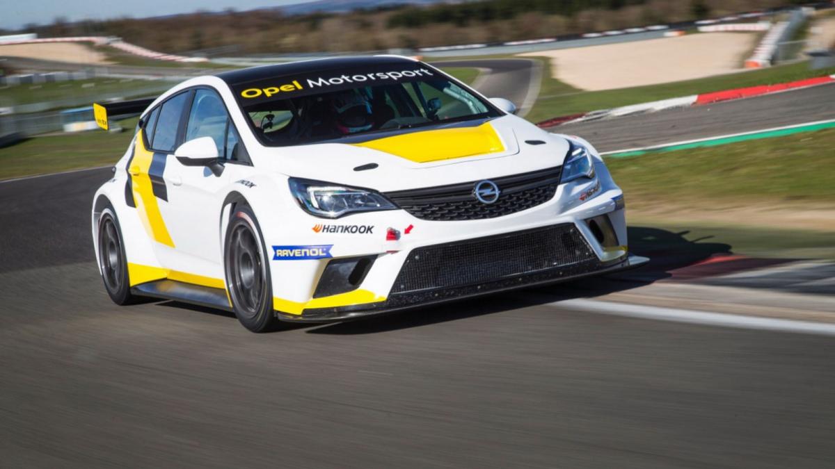 sute de cai putere se vor intrece la bucuresti in cadrul campionatul national de super rally mihai