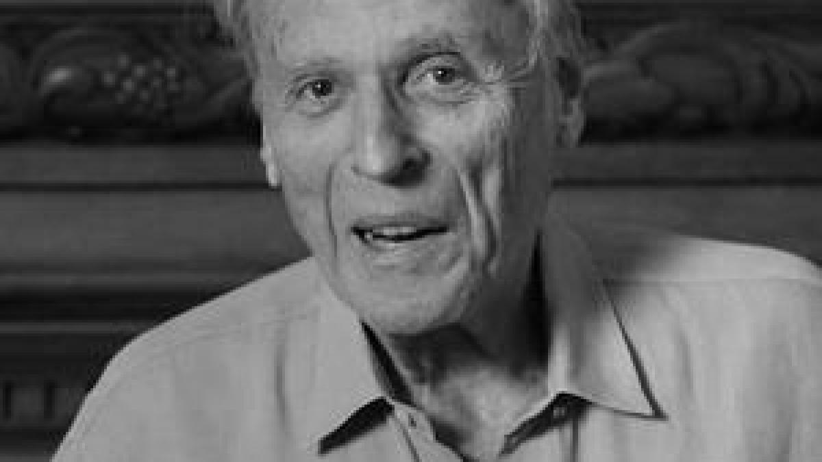 veste soc in lumea cinematografiei scenaristul unor filme de succes detinator a doua oscaruri s a