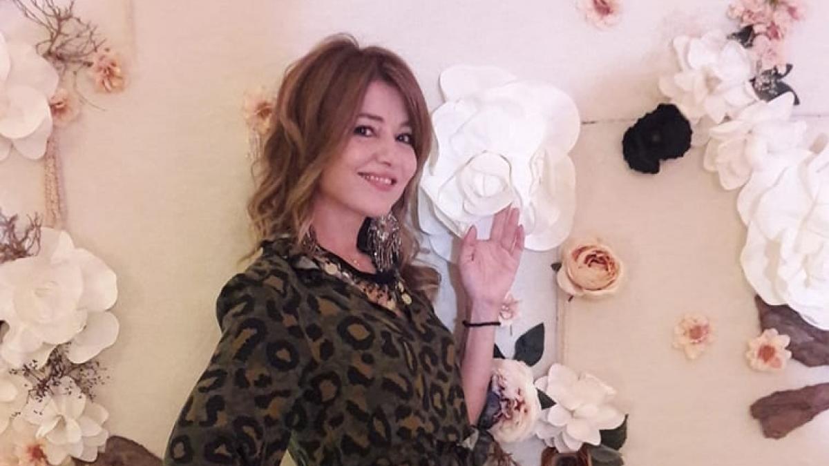 cum arata oana sirbu in costum de baie la 50 de ani