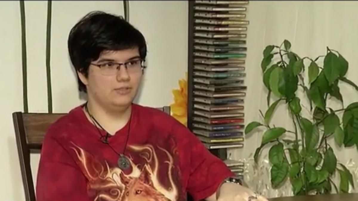 numai de bine laura strijek o scriitoare cu o viata de roman