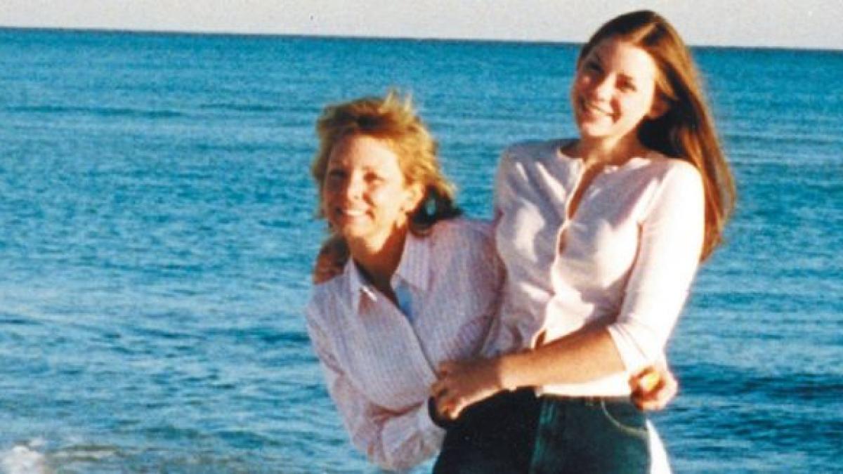 suferea de cancer cerebral si a rugat o pe mama ei sa o ajute sa moara ce a facut femeia te vor