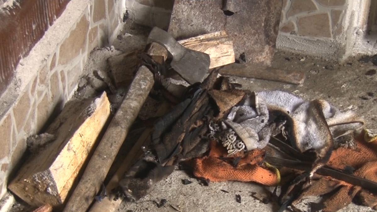 caz infiorator o adolescenta din judetul bacau se lupta sa traiasca dupa ce a luat foc tanara a