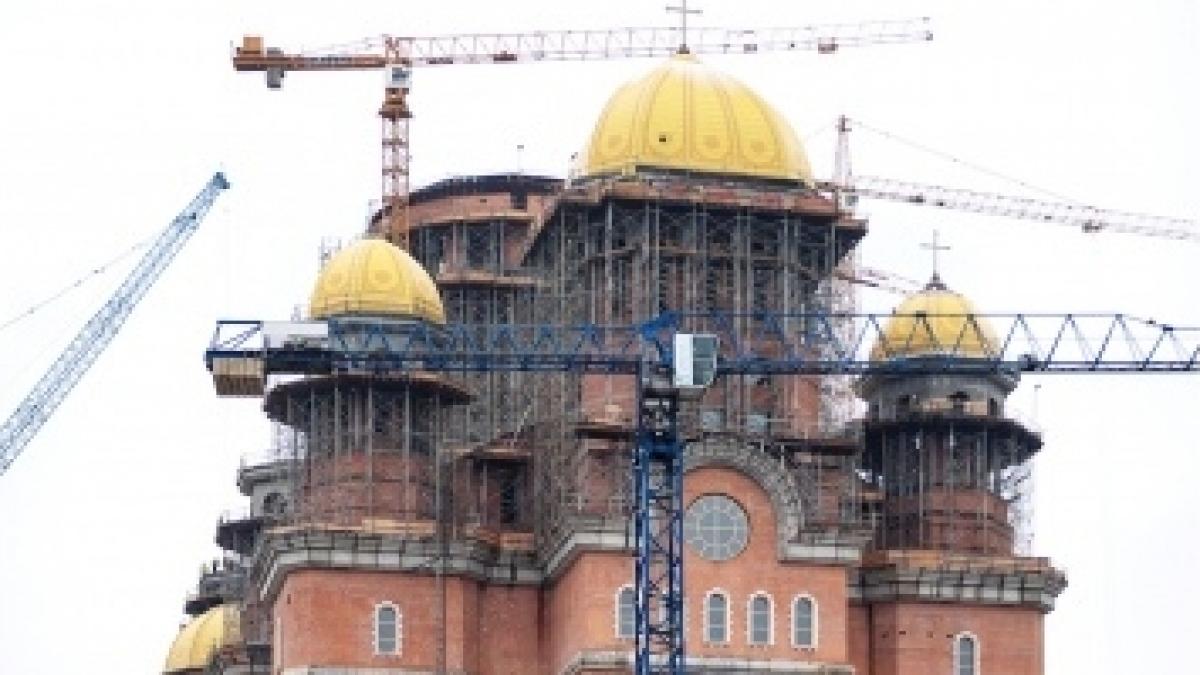 CATEDRALA MÂNTUIRII NEAMULUI. Povestea clopotelor care vor răsuna în timpul sfinţirii Catedralei Mântuirii Neamului