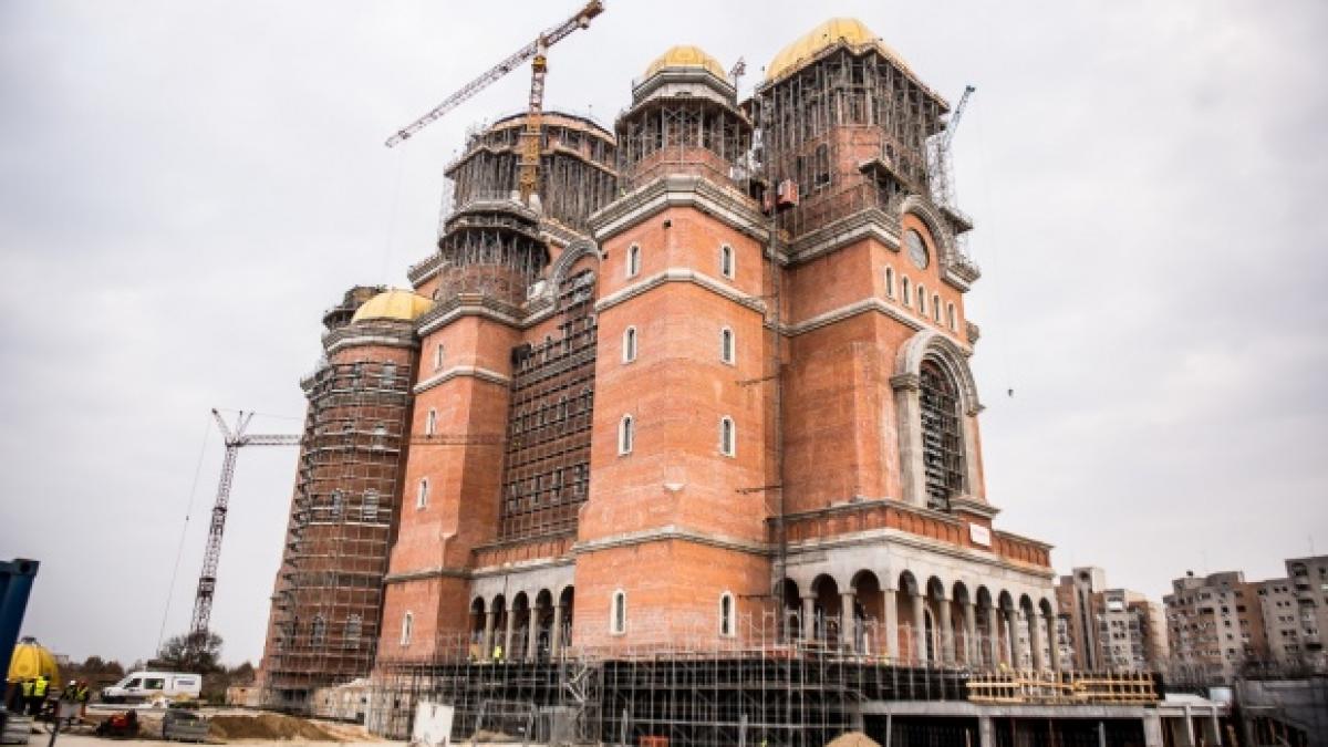 ce scrie presa internationala despre catedrala mantuirii neamului