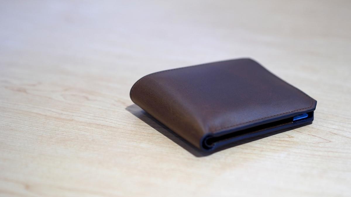 cum trebuie sa fie portofelul ca sa atraga banii