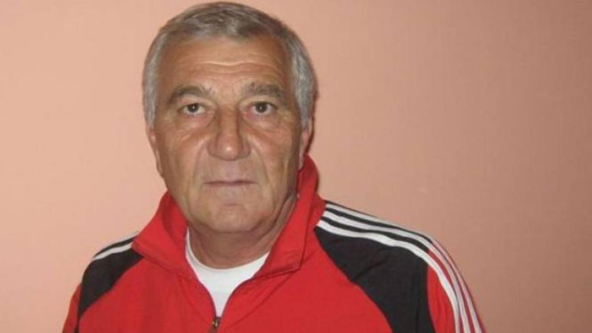 tragedie in fotbalul romanesc un antrenor a murit pe teren