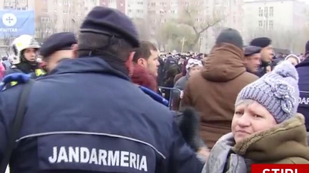 purtatorul de cuvant al bisericii ortodoxe dezvaluie ce contineau pachetele date la sfintirea