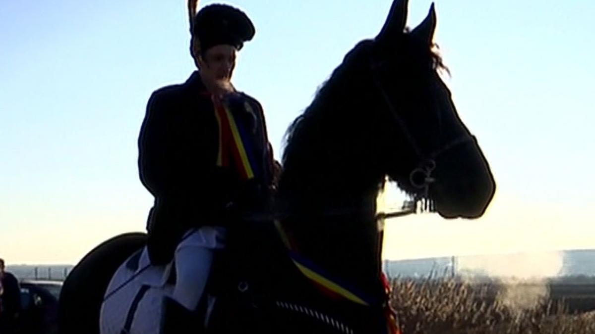 alba iulia se pregateste pentru ziua nationala imagini superbe surprinse la intrarea orasului