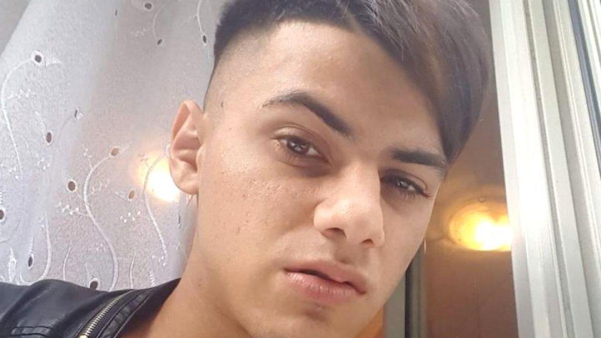 acesta este tanarul din ploiesti care si a filmat iubita in timp ce o macelarea