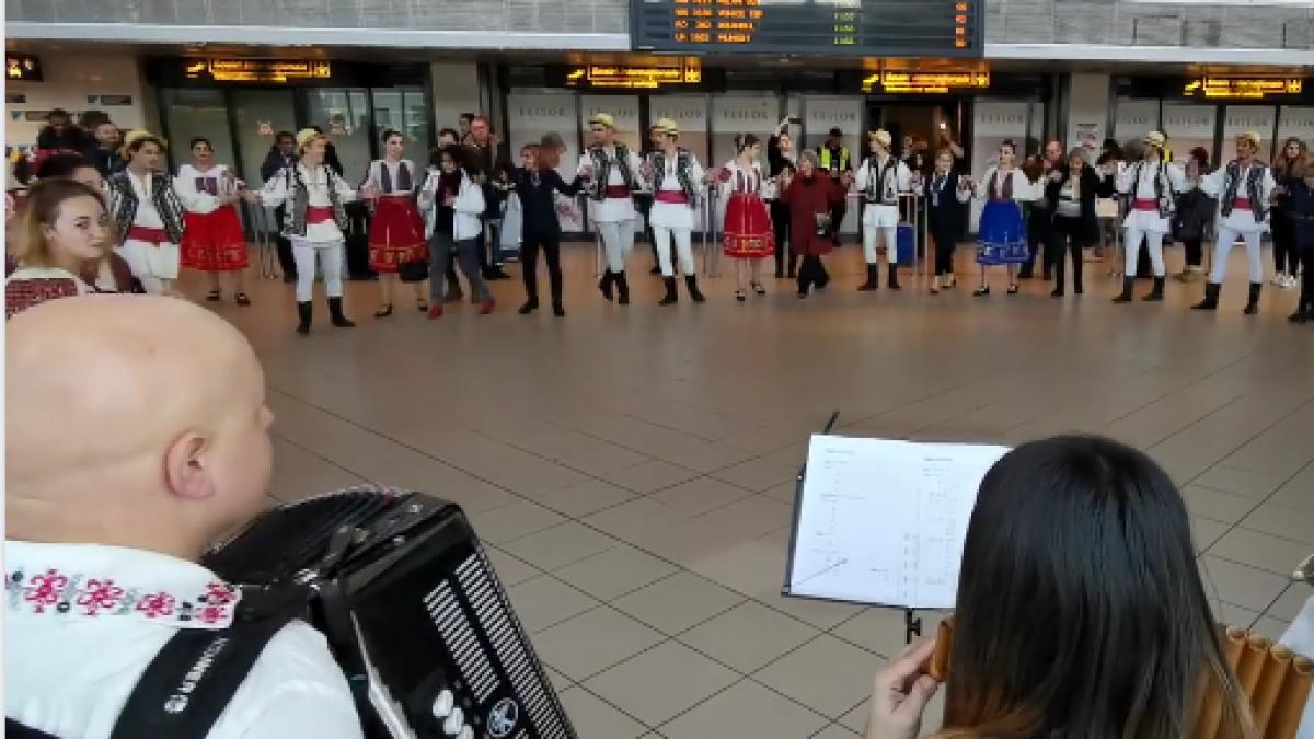 centenarul marii unirii decizia luata de aeroportul otopeni de centenarul marii uniri video