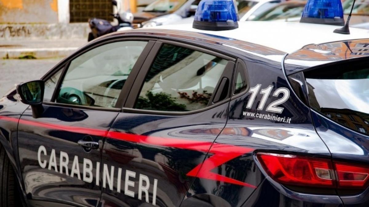 un italian a sunat la politie pentru ca il batea sotia romanca
