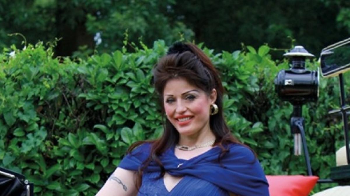 o romanca in calendarul celor mai sexy bunici din italia