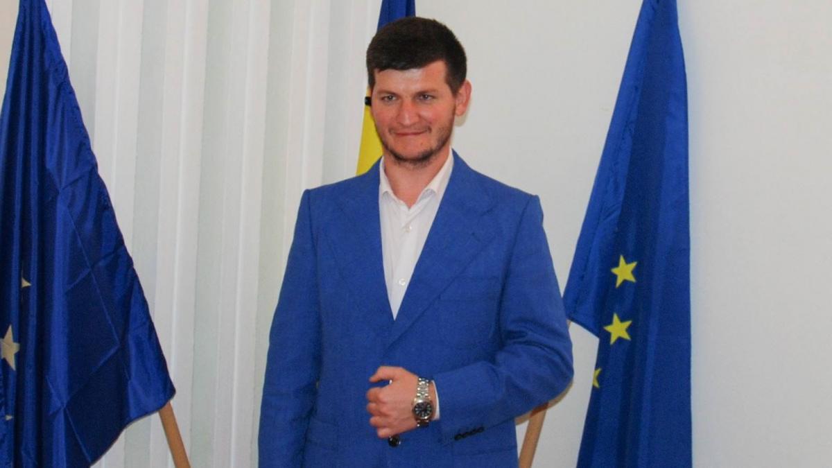 eroul zilei daniel dabacan aduce bucurie celor nevoiasi sa faci un bine nu te costa nimic si uneori