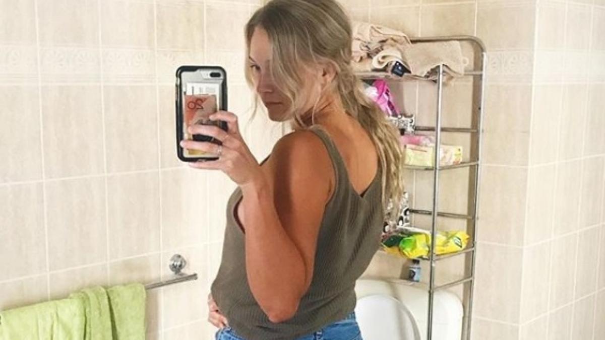 povestea cutremuratoare din spatele unui selfie banal drama prin care a trecut o tanara dupa ce si