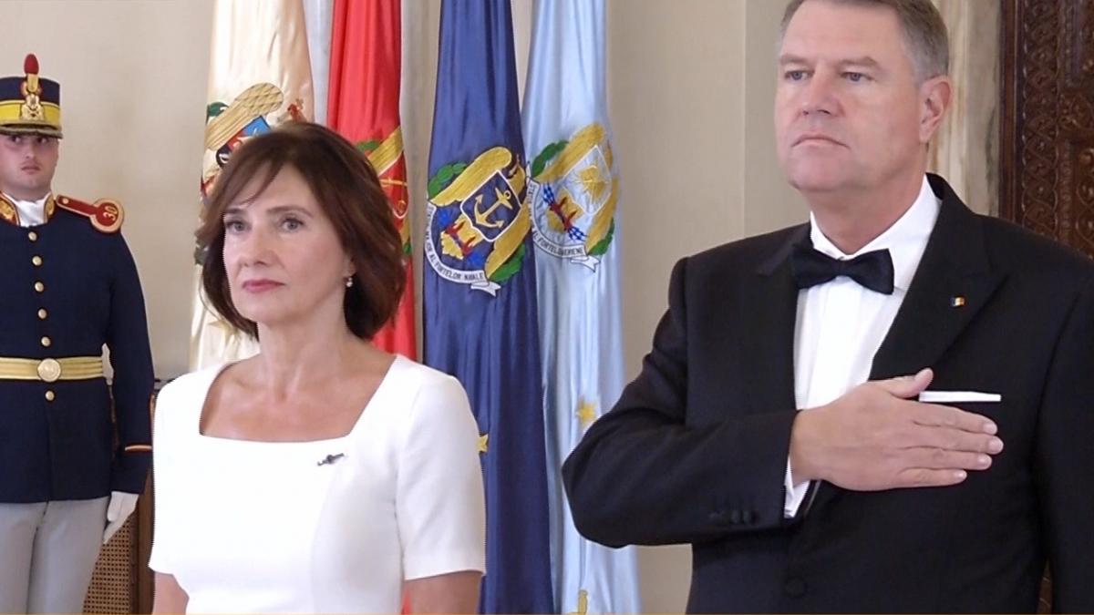 ce le transmite carmen iohannis procurorilor inainte de audierea in dosarul caselor