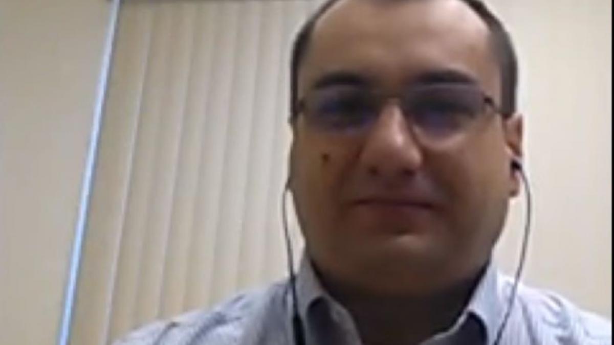 chris terhes despre situatia din franta respectivul papagal ales sa nu stie cum sa raspunda