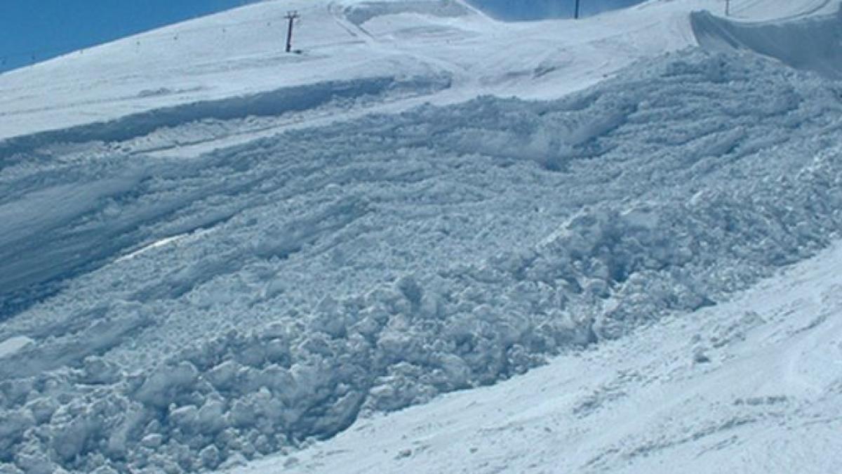 detalii in cazul celor doi barbati care au murit in bucegi au provocat singuri avalansa care i a