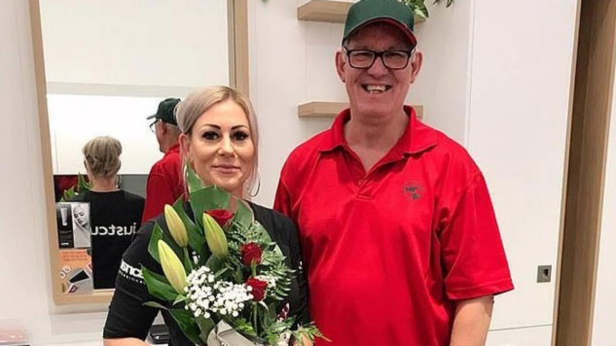 a mers sa se tunda dar frizerita i a dat un sfat care l a tulburat la scurt timp barbatul a fost