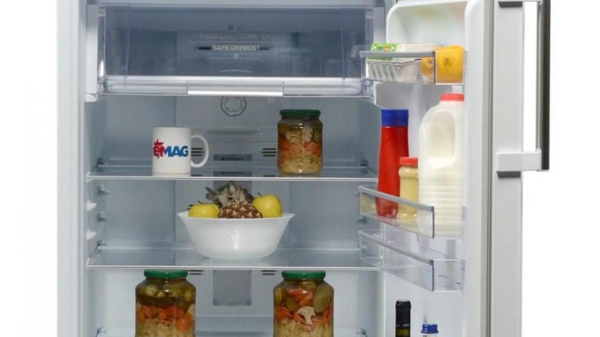 emag reduceri 3 frigidere ca sa ai caltabos si sarmale super proaspete