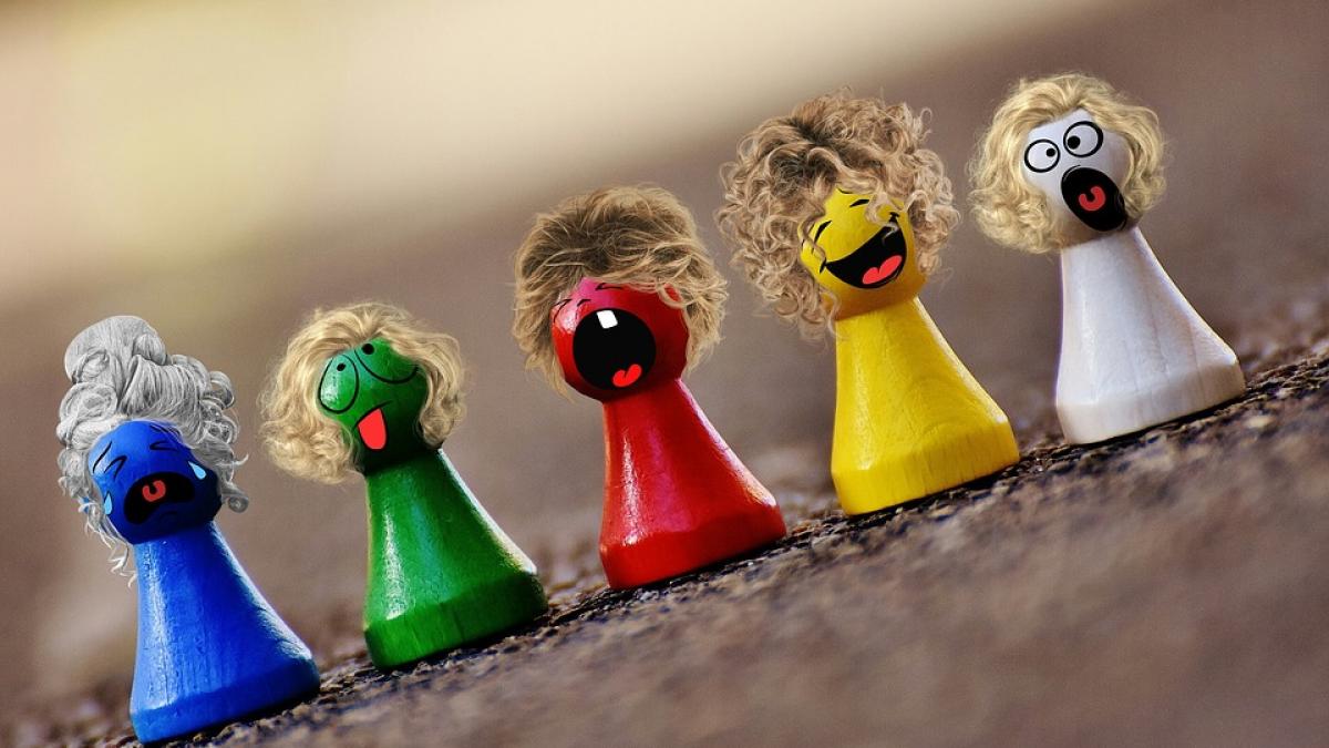 in romania nu e interzis sa ti numesti copilul ministru justitia sau superman iata insa ce nume