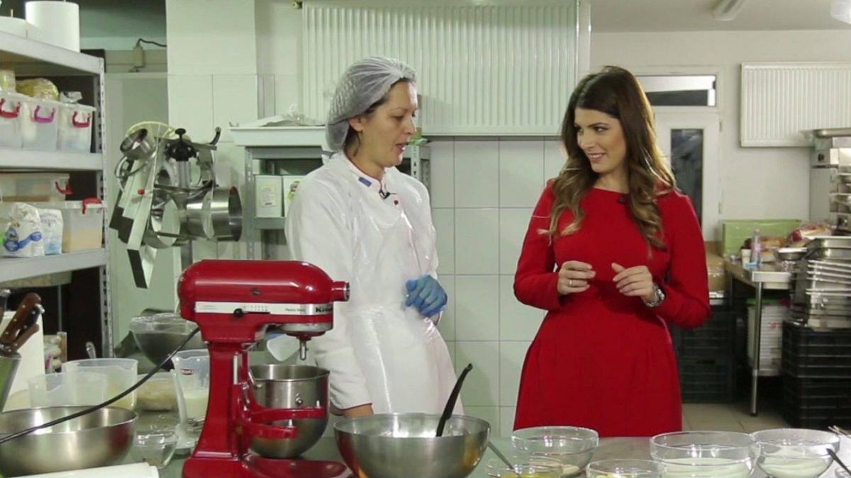 reteta cel mai bun cozonac traditional pentru craciun cum il facem si de ce avem nevoie