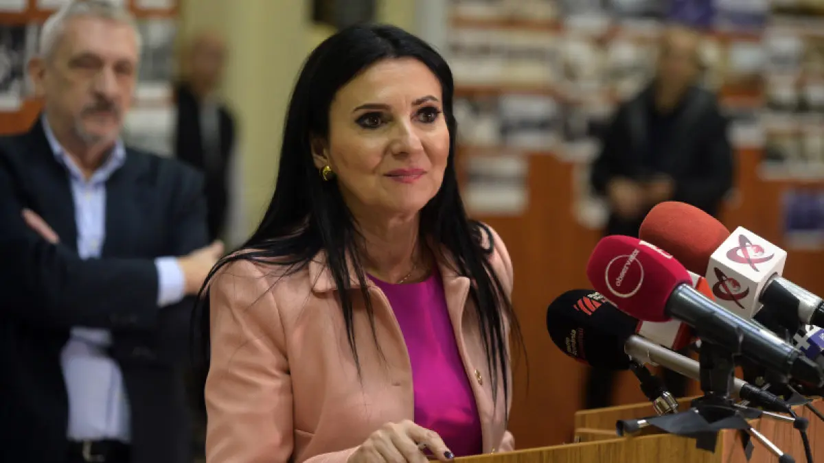 asistente si infirmiere cu stafilococ auriu si la maternitatea ploiesti sorina pintea daca se