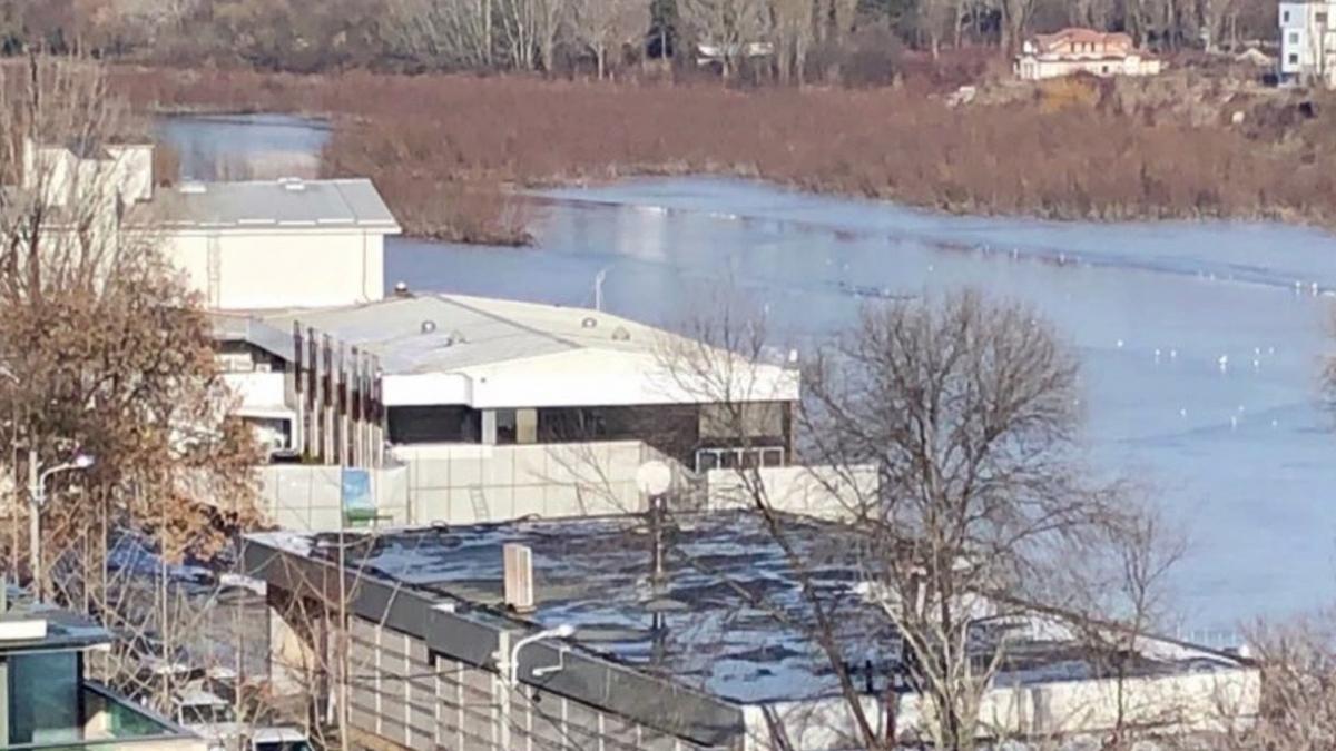 casa milionarului joshua castellano a fost sparta de hoti