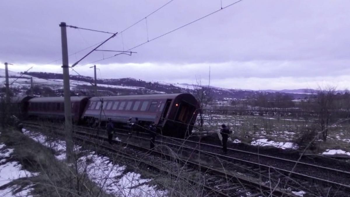 Directorul CFR Călători, declarații halucinante despre starea trenurilor: „Le-am dat căldură și ceai. Trendul la CFR este unul pozitiv”